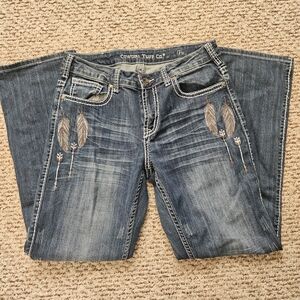 Cowgirl Tuff Women's Blue Jeans with Feather Embroidery